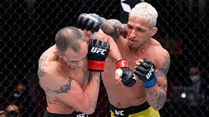 The brazilian tried to make a transition but was stuck in that spot. Ufc 262 Real Or Not Beware Charles Oliveira S Striking Tony Ferguson S Title Quest At Stake