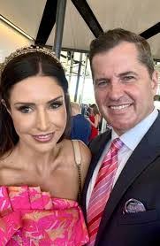 Sarah Wade's Instagram, Twitter & Facebook