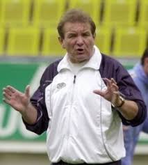 Seniorskou kariéru zahájil v meteoru v roce 1984, poté přešel do montáže prag a následně do fc jílové. Dusan Uhrin Ml Bude Trenovat Contofalskeho V Ael Limassol Futbalportal Sk
