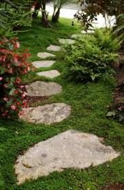 How to make personalized garden stepping stones. Decorative Stepping Stones Lovetoknow