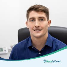 Meet Mary, Jade and Tessymol from Bumble Bee Ward at Noah's Ark Children's  Hospital for Wales 🐝 Bumble Bee Ward is a dedicated paediatric short stay  unit that allows children who require