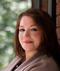 Sheila Farley's Instagram, Twitter & Facebook