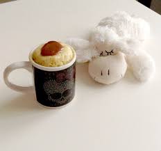Le Gouter Des Gourmands Mug Cake Banane Chocolat Kinder Black Confetti Chocolat Chaud Maison Chocolat Kinder Sucette Chocolat