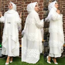Sifon Tul Detayli Ferace 220 Kombin Ucretsiz Kargo Kodu 7320 Tek Alimda 159 Ucretsiz Kargo 36 46 Beden Uyumlu Standart 2020 Giyim Kiyafet Moda