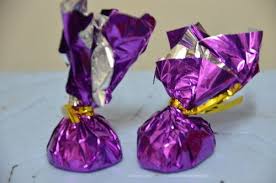 Set of 10 pieces of chocolate, wrapped and decorated with elegant paper wrap, ribbons, rhinestone and flower. Homemade Chocolate Wrappers Verat
