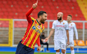 I test hanno decretato la guarigione dell'allenatore pronto a guidare il lecce dalla panchina nella delicata sfida. Lecce Coda E Una Tassa Da Pagare Mancosu E Tachtsidis Giocano Un Calcio Superiore Le Pagelle Della Goleada Sulla Reggiana Salentosport
