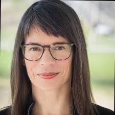 Julia Galloway is a wonderful ceramic artist and teacher, and now she's a  Regents Professor! I'm so excited to have purchased a set of her plates  from Radius Gallery just in time