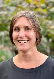 Marla Lincoln's Instagram, Twitter & Facebook