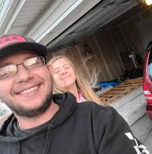 Hey everyone! The AC in my car is blowing hot air, I already tried  recharging it and it won't work. Looking for a reliable shop or individual  who can fix it.