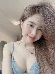 Phí phương anh (sinh ngày 16 tháng 9 năm 1997 tại hà nội) là một nữ người mẫu và ca sĩ người việt nam. Hot Girl Le PhÆ°Æ¡ng Anh