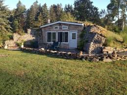 Digging through red soil and volcanic rock, barrantes created the house to protect him and his. How To Build An Underground Off Grid Virtually Indestructible Home Off The Grid News