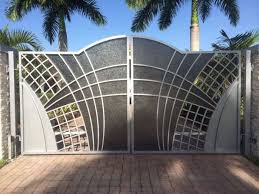 Even when they are shorter, i just love the detailed designs. 60 Amazing Modern Home Gates Design Ideas