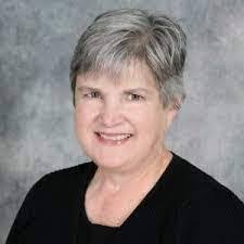 Lori Leclair's Instagram, Twitter & Facebook