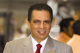 Hospitalizan a ex gobernador de Veracruz, Fidel Herrera Beltrán