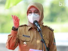 Safari ramadhan, wawali balikpapan ingatkan warga agar tak mudik. Mudik Dilarang Bupati Ipuk Rem Gas Jangan Kendor Beritajatim Com