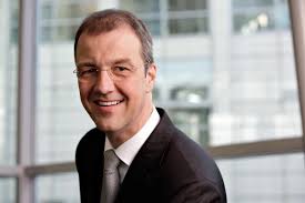 Generationenwechsel im Vorstand der Baumann Unternehmensberatung