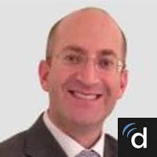 Elliot Hirsch's Instagram, Twitter & Facebook