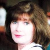 Cheryl Fidler's Instagram, Twitter & Facebook