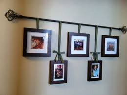My Version Of A Curtain Rod Photo Hanger Perfect For Our Long Hallway Oda Dekoru Kendin Yap Ev Kendin Yap Dekorasyon