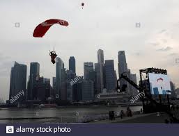 The red lions parachuting during singapore national day parade (ndp) 2010 at the padang on 09 august 2010. Singapore Armed Forces Parachute Team The Red Lions Perform During Singapore S 52nd National Day Celebrations At Marina Bay Singapore August 9 2017 Reuters Edgar Su Stock Photo Alamy