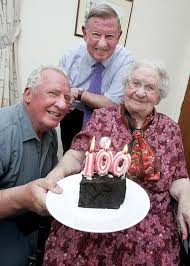 Bring pudding pie ingrediants to full boil on medium heat. Hannah Celebrates 100th With A Black Pudding Cake The Northern Echo