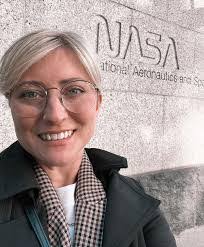 Robert Sprinkle's Instagram, Twitter & Facebook