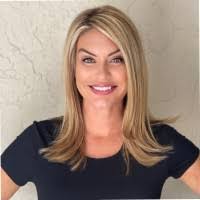 Amanda Mulligan's Instagram, Twitter & Facebook