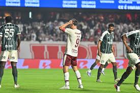 CBF reconhece erro da arbitragem ao não marcar pênalti para o São Paulo contra o Coritiba
