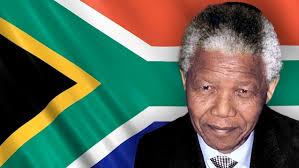 Biografia breve di Nelson Mandela, il Nobel per la pace che ha sconfitto  l'apartheid in Sudafrica