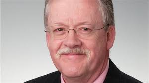 Conservative MEP Roger Helmer delays resignation