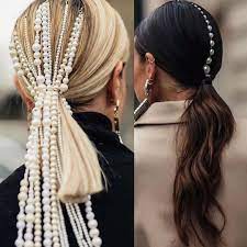 First one is the long outwards curls with one side tucked behind the ears. Nuray Yavuzer Tunaman On Instagram Hairstyle Hair Hairart Pearl Pearls Trending Hairaccessories Hairstyli Hair Styles Headband Hairstyles Hair Trends