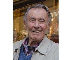 Carol Ohm's Instagram, Twitter & Facebook