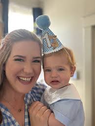 Hi eveyone last minute buy.. anyone have ready to go Charlie Brown  decorations for a birthday? I already have banner, toppers, cake &  cupcakes. Thank you!