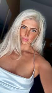 Delete if not allowed I'm looking for any serving or even bartending jobs  that will allow me to work only friday & Saturday nights. I'm a stay at  home mom and really