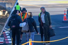 Despite a huge age gap between the two, the couple soon exchanged wedding vows and has stuck to one another for 16 long years. Harrison Ford Calista Flockhart And Son Liam Fly Cattle Class During A Trip To New Zealand Daily Mail Online