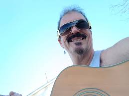 Ladies if you built like this hit my inbox rq.