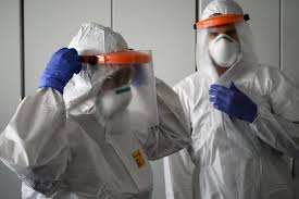 Covid 19 Patients Can Carry Coronavirus After Symptoms Have Resolved And Could Infect Others Say Scientists