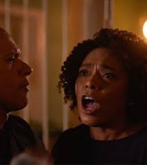 É HOJE EM 'Dona de Mim'! Capítulo 186 Tânia afirma a Filipa que sabe quem  matou Abel. Agripino decide chamar a polícia para interrogar Jaques e Samuel.  Dara se preocupa com a