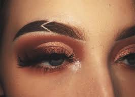 You look like some rejected so called 'chav' who slipped with a razor. Eyebrow Slit Trend How To Do Eyebrow Slits Glowsly