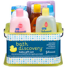 Johnson Johnson Bathtime Baby Gift Sets 7 Ct Basket Baby Gift Sets Baby Bath Time Baby Bath Time Essentials