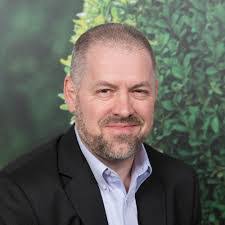 Scott Brickell's Instagram, Twitter & Facebook