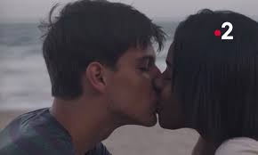 Épisode du mercredi 18 septembre 2019. Un Si Grand Soleil En Avance Ines Donne Confiance A Enzo Resume Video Episode N 299 De Ce 17 Octobre Stars Actu