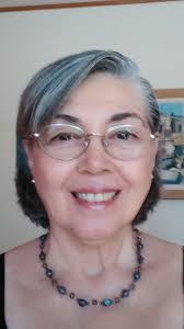 Martha Landa's Instagram, Twitter & Facebook