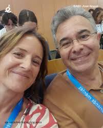 La pasada semana nuestra directora y el Jefe de Departamento de  Internacionalización representaron a la Escuela en las Jornadas Erasmus+ de  Educación Superior, celebradas en la Universitat de València. Durante el  encuentro