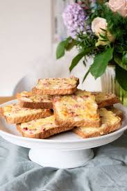 Rezept Flammkuchen Toast Super Schnell Und Einfach Das Perfekte Partyfood Rezept Schnell Einfach Flammkuchentoas Flammkuchen Toast Flammkuchen Rezepte