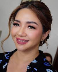 Airbrush Makeup for Dr. Anne Luna @annelunamd Hair by Janelle from Team  @hairbyarcibarcenas #pinkblossombyshiela #weddingsph #bridalmakeup  #weddings #weddingsph #weddingdetails #bridalmakeupartistph  #weddingmakeupartistph #makeupartistph ...