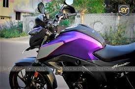 The hornet 2.0 comes out as one of the first offerings in the company's new action plan. Meet Matte Metallic Purple Honda Cb Hornet 160r