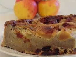 Clafoutis Aux Pommes Cranberries Et Raisins Secs Et Aux Farines De Riz Et De Sarrasin Clafoutis Aux Pommes Gateau Aux Pommes Sans Gluten Raisins Secs