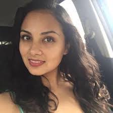 Juliet Reece's Instagram, Twitter & Facebook