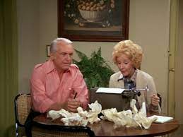 Marie was the wife of news writer, murray slaughter, and a homemaker. The Mary Tyler Moore Show Murray Ghosts For Ted Tv Episode 1977 Imdb